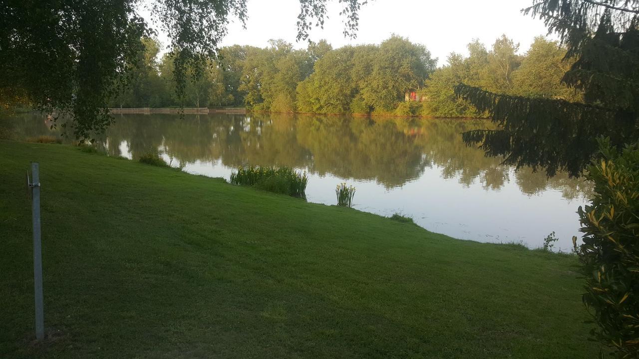 Camping De La Reuille Flere-la-Riviere エクステリア 写真
