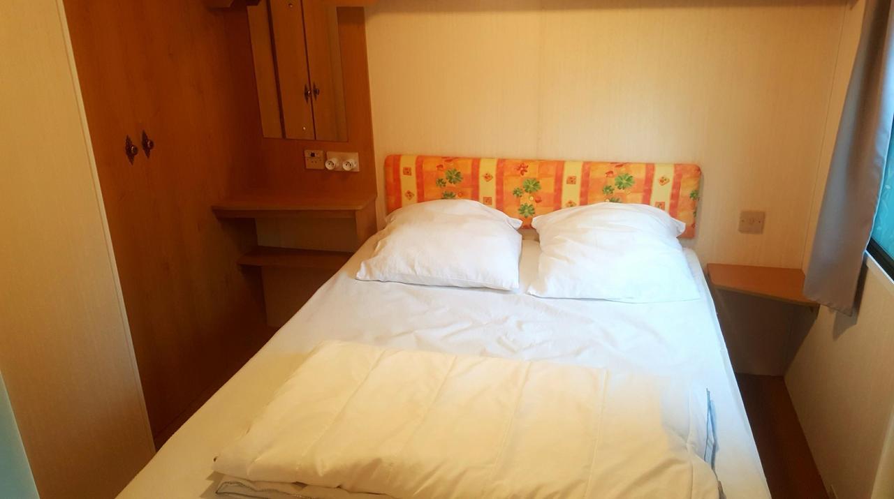 Camping De La Reuille Flere-la-Riviere エクステリア 写真